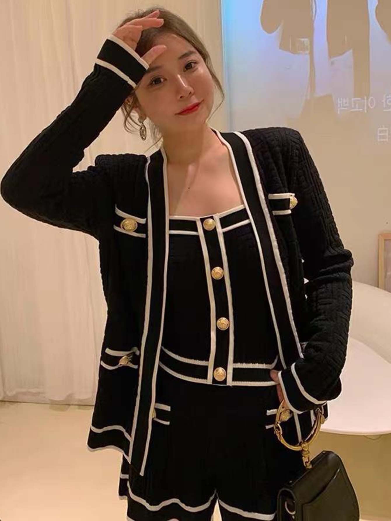 Eganora Hong Kong Glam 3-Piece Lounge Set