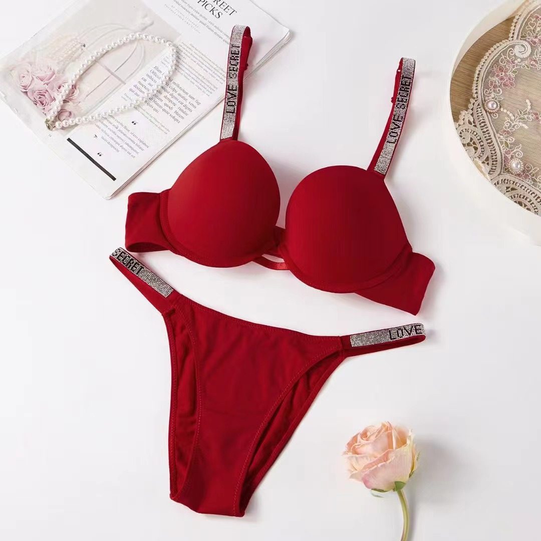 EGANORA LaceAura Matching Set