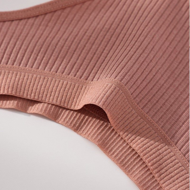 EGANORA ComfortLift V-Cut Thong