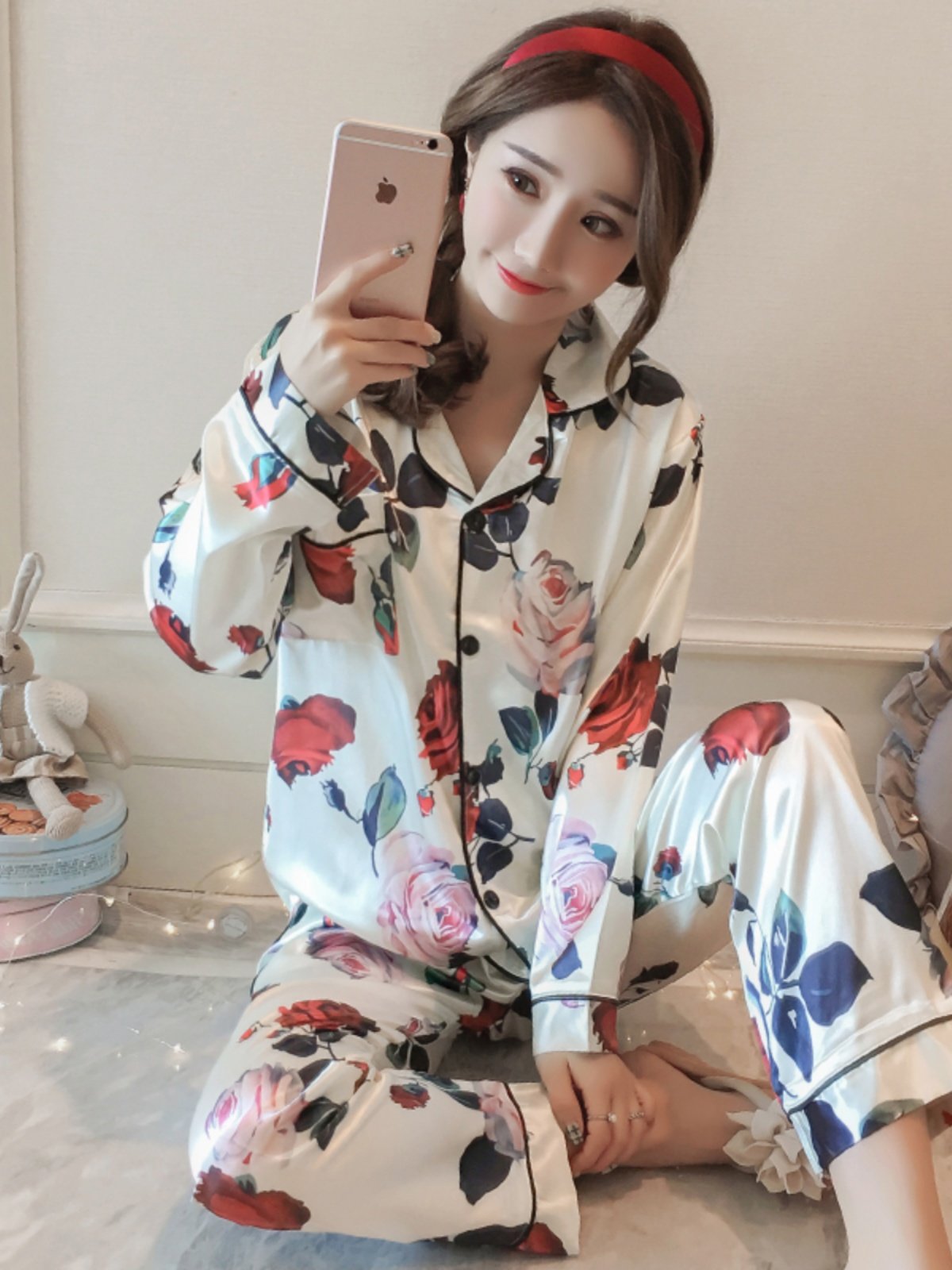 Eganora Floral Dream Two-Piece Lounge Set