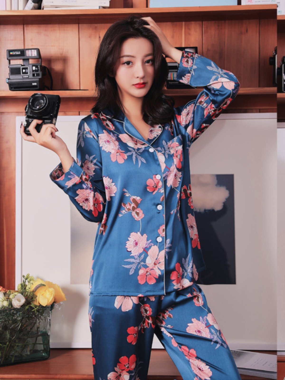 Eganora Floral Dream Two-Piece Lounge Set